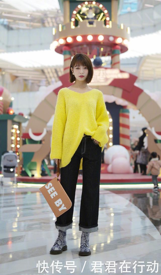 拒绝|冬季穿搭拒绝平庸,实用的“毛衣+长裤”学起来,基础款也很时髦