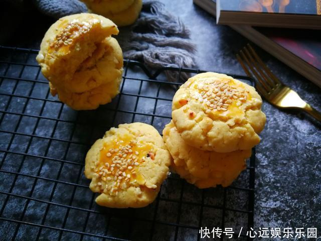 小点心|巧做花生酥，做法比所需配料还简单，一口一个酥的掉渣