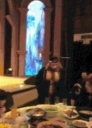 |搞笑GIF:这肯定是摆拍,不信你看这大长腿怎么开车