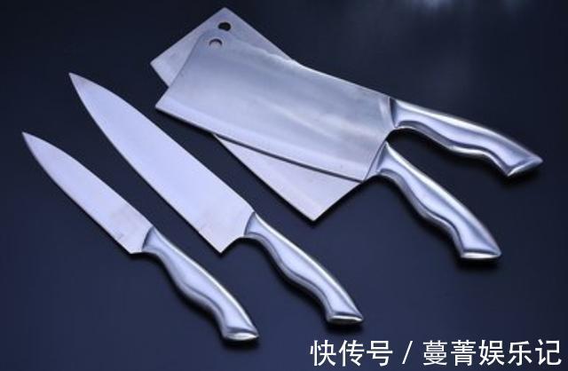 干燥剂|下雪天妈妈出门买菜,刚出生宝宝在家熟睡,回来时孩子已面目全非