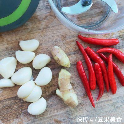 滋阴|芋子蒸排骨这样吃，换个口味换种心情