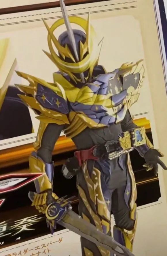 假面骑士空我|假面骑士:狩崎展示空我软胶,刃姐的剑齿虎形态将要SHF化