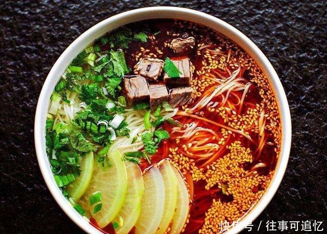  这4碗面，在当地很正宗，到外地就变了初衷，网友怪不得别人！