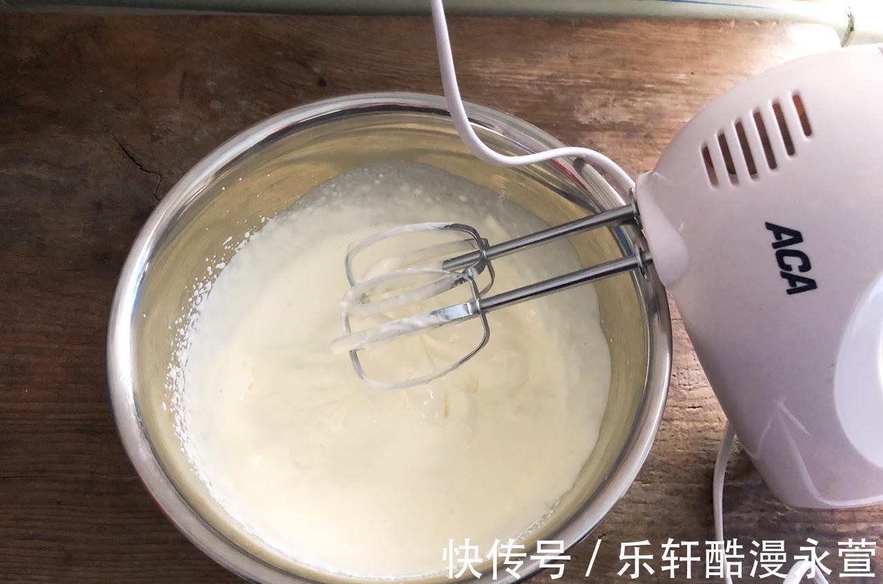 模具|巧克力酸奶慕斯，口感绵密，醇香四溢，入口即化