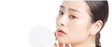 斑点|不做“黄脸婆”,皮肤科医生:3种食物常吃,美白淡斑