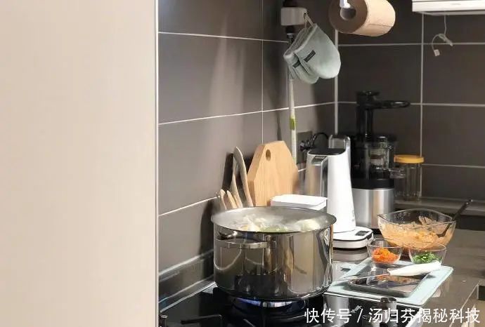 吸顶灯|85后妈妈的8大空间插座布局，总结太全面了，入住不后悔