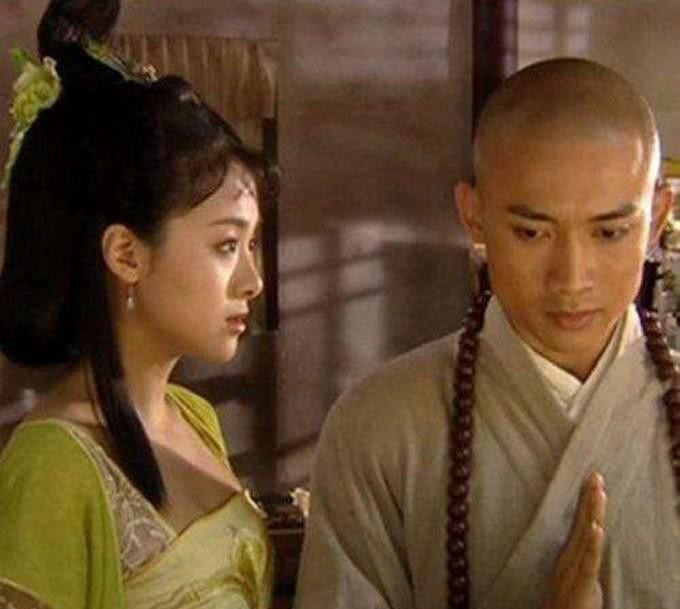 妃子与皇帝玩感情,下属发出一句感慨,留下四字成语流传至今