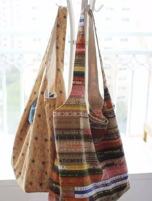 旧衣服千万别扔,聪明女人用它套被子,既省空间又省事!