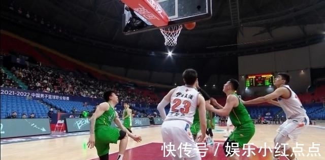勇士|终于赢了!干翻联盟第1!单场27+8!勇士看上的中国前锋真牛