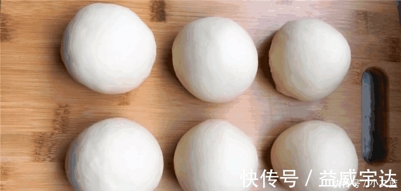 面食达人教你用电饭锅做早餐馒头, 比蒸出来的更香, 做法还简单
