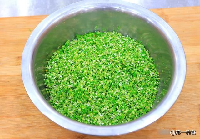 小米椒|腌韭花只放食盐是大错，多加一样，清脆入味无苦涩，久放不变质