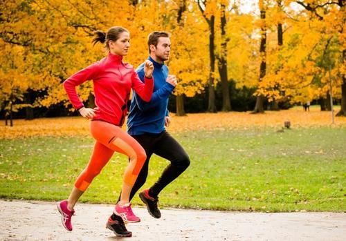 增强体质|坚持慢跑3个月,或会逐渐明白3个道理,喜欢跑步的你值得了解