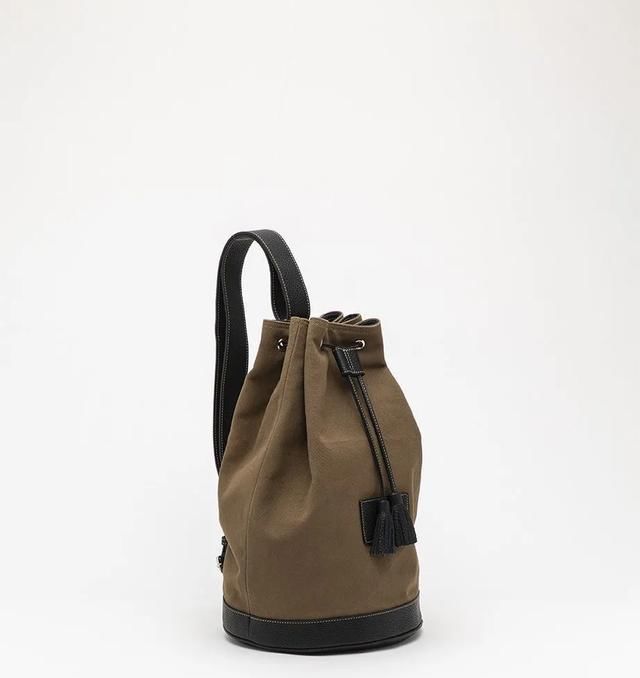 包袋品牌那么多,为什么只有它能征服所有挑剔有品绅男