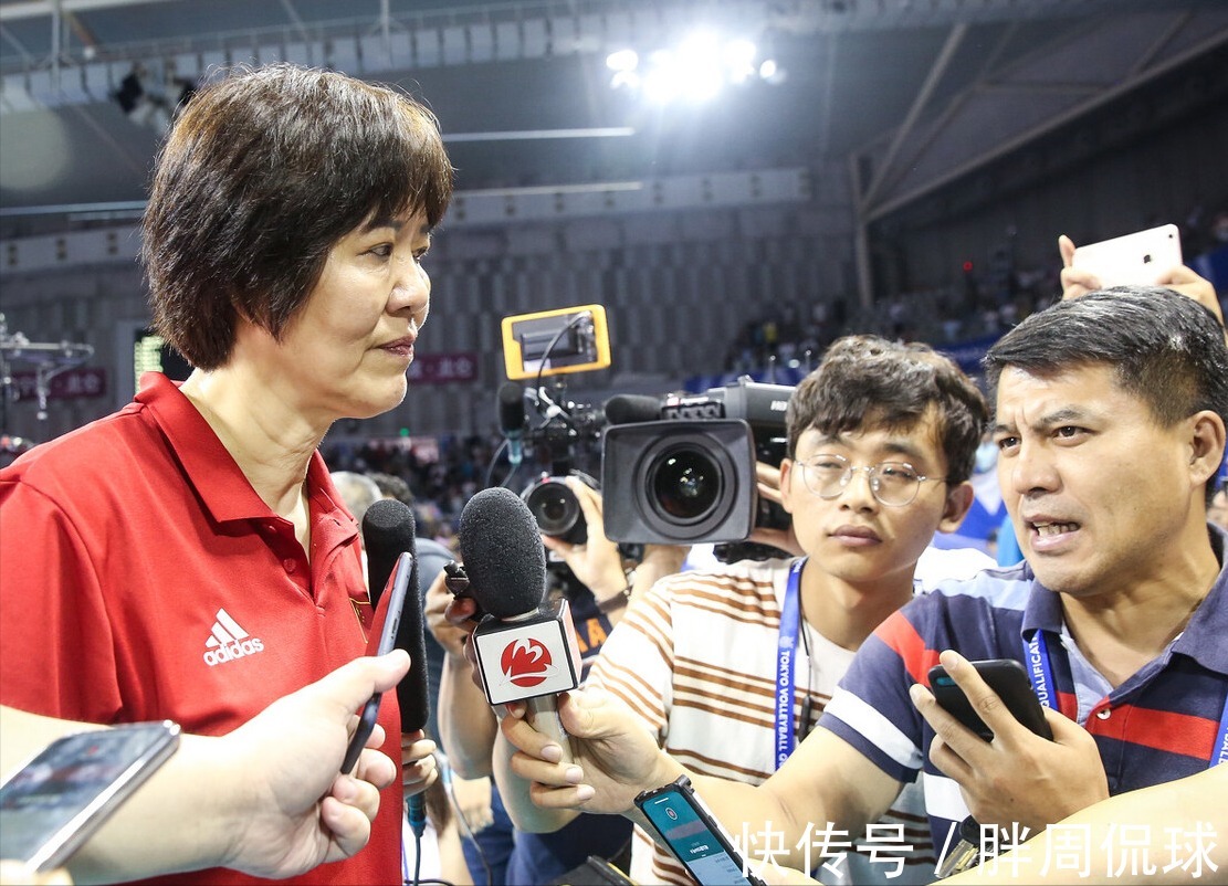 蔡斌|王宝泉和蔡斌谁的能力更强?郎平说了公道话,中国女排将重返巅峰
