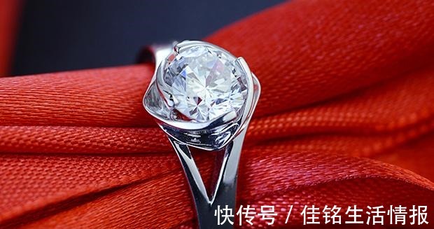 价格 钻戒贵吗为什么钻戒价格有高有低选购钻戒应该注重价格吗!