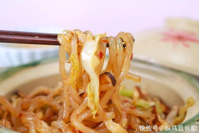 懒人|快手懒人餐,简单一炒,又香又管饱