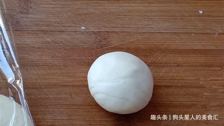 红豆酥饼的懒人做法，外面20块钱一斤，在家做成本不到5元，真香