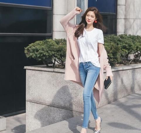 街拍时尚,这就是为什么说身形微胖的女人,更有魅力的原因