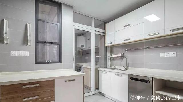 客厅|112平原木日式三室,餐厅改休闲区,餐桌搬到客厅,可当茶几用
