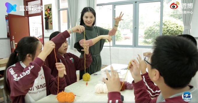 心灵手巧|心灵手巧！美术老师用毛线教学生编织美食，网友直呼：看饿了