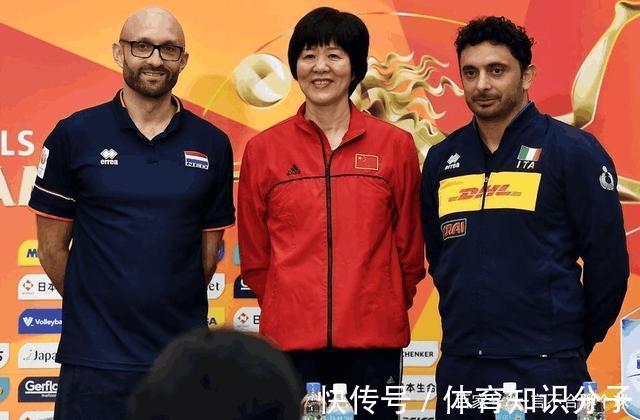 郎平|郎平老对手已回归！中国女排3人手术，朱婷出国，主教练仍未确定