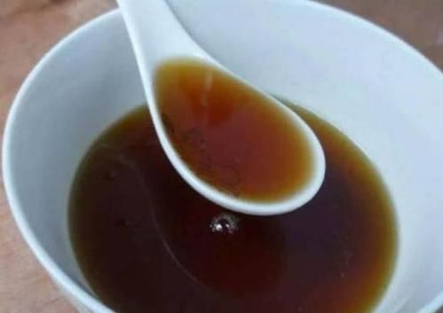 最厉害的养花营养液给君子兰喝一勺，叶片肥绿，秋凉早开花