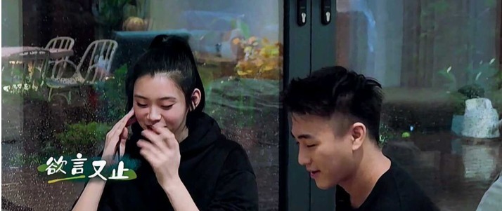 自爆|奚梦瑶“我这脸是花了钱的”,何猷君自爆大学时就想娶奚梦瑶