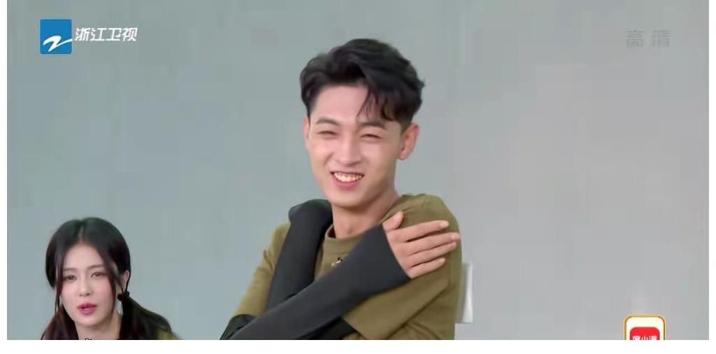 Baby玩不起说对方鸡贼？李晨指挥不当？