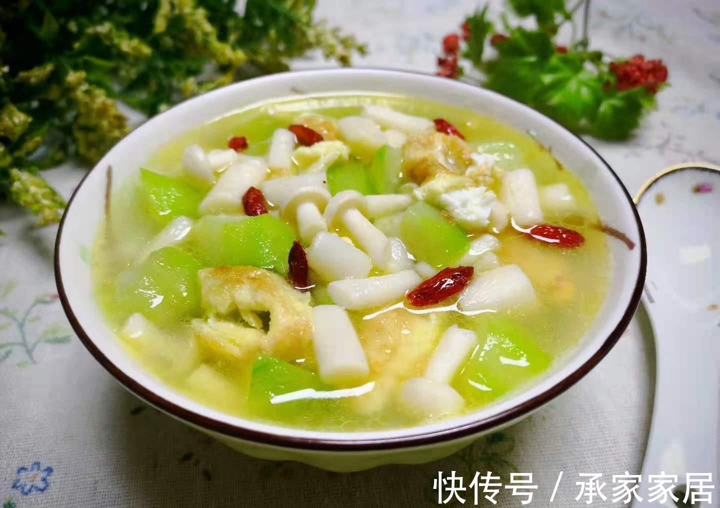 丝瓜汁|进入末伏,这汤要常喝,做法简单,营养清爽还养人,不懂吃可惜了