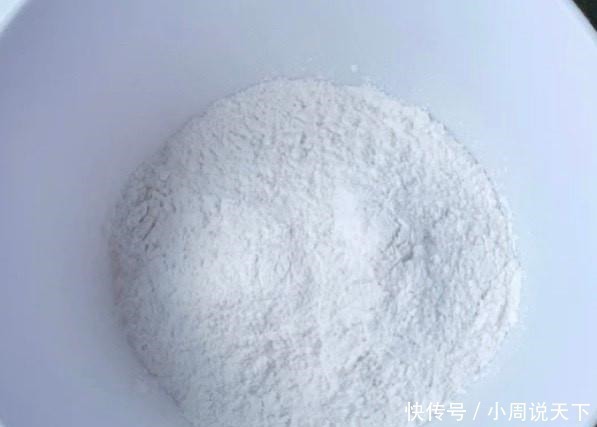 烤箱|一道自制的红糖糯米糕,软糯香甜,甜点制作可没你们想的那么复杂!