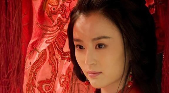 甘夫人|三国十分凄惨的6位女人，2位投水自尽，一位却被做成肉羹