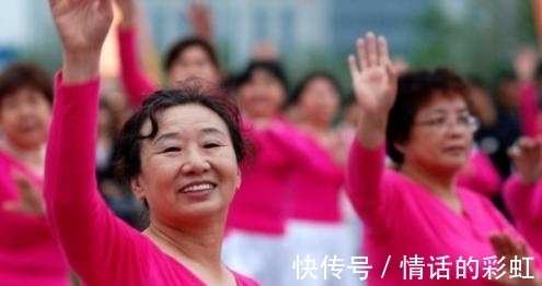 营养物质|为什么摔了一跤就骨折?建议:50岁后,3种肉要舍得吃,补充营养