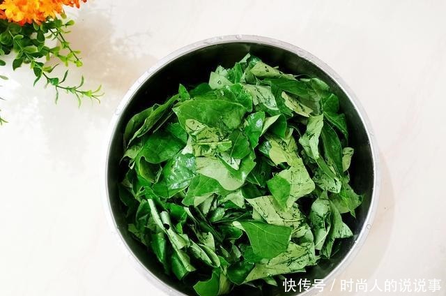 这食材只有农村才有,味道特鲜,碰到别手软,5元一斤抓紧吃