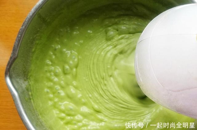 网红糯米糍雪糕,教你在家就能做,软糯香甜,奶味十足,快试试