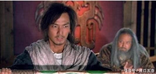 金庸|金庸兵器谱上，最强兵器是这两件，秒杀倚天屠龙，却经常被人无视