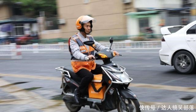 37岁外卖员击败北大硕士,夺诗词大会冠军,如今他生活怎样了!