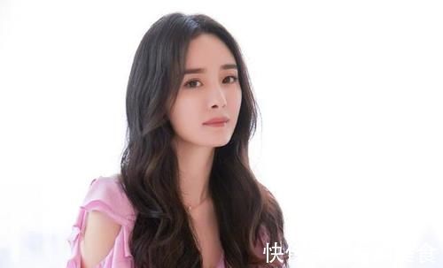 头发 发量多的女生,尽量别留这几种发型,显老还没气质!