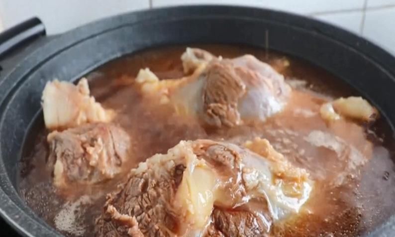  脂肪|秋天，吃羊肉不如吃这肉，1斤40，脂肪比羊肉低，御寒强筋骨