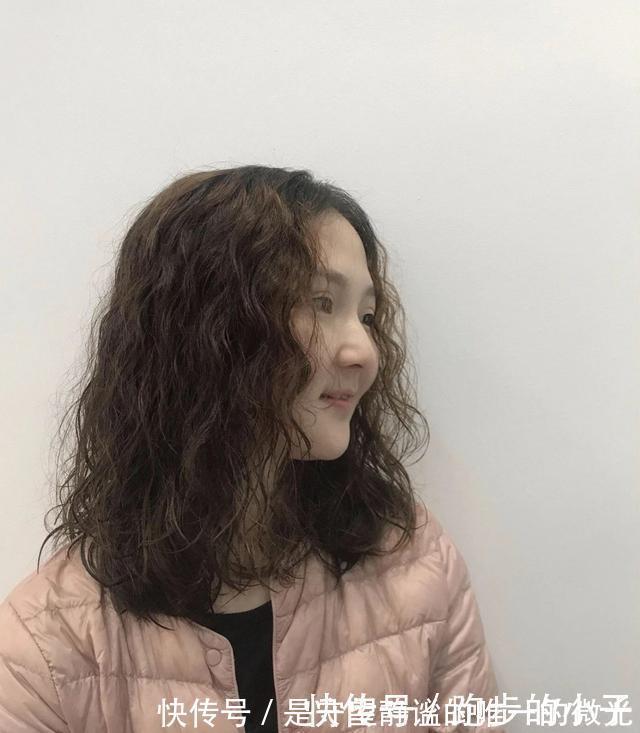 短发 女士发型不知怎么剪不如试试这14款,洋气修颜很女神