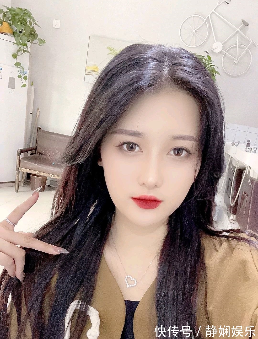 素笺&时光不语,秋意成诗,素笺上写尽清秋色,红肥绿瘦,风情万种