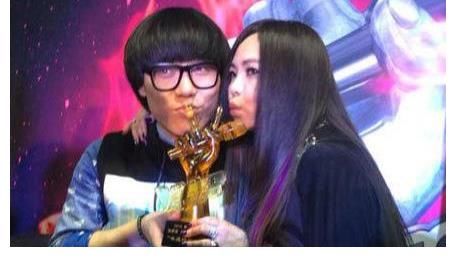 伍珂玥夺冠后，《好声音》聚齐十位总冠军，他们现状如何？