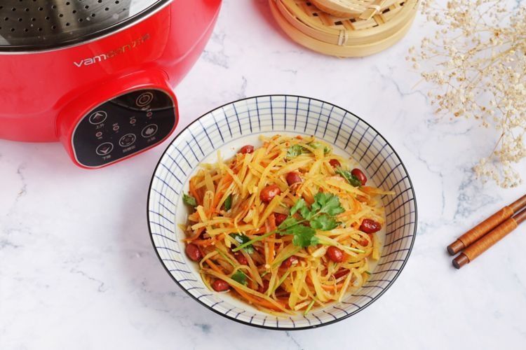 凉拌酸辣土豆丝，开胃下饭味道好，家常凉菜佳品