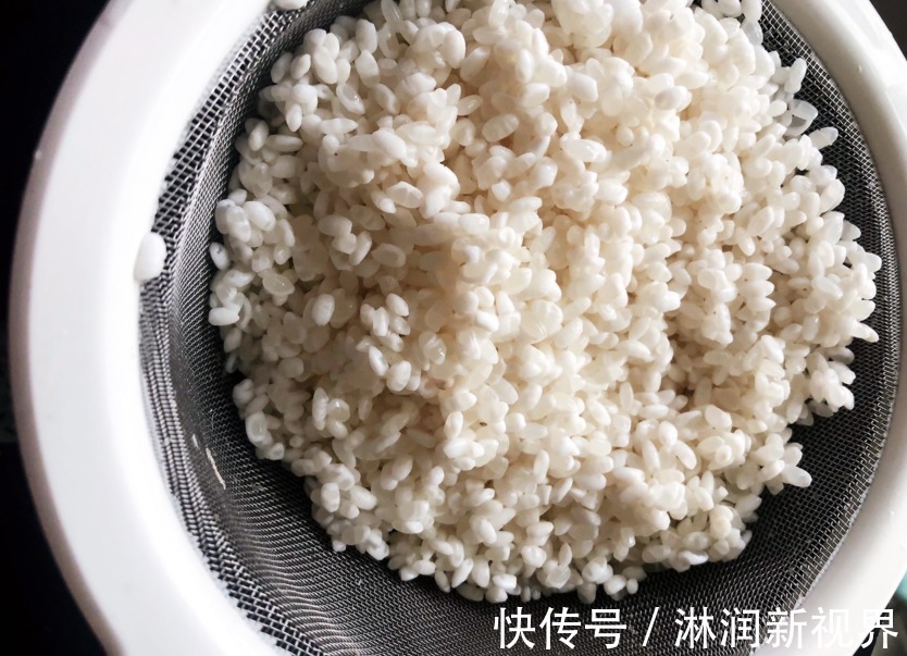 蒸米饭,外行只会加水!多加2样,蒸得更快,香软可口,粒粒分明