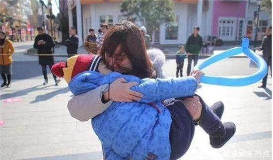 细菌|18天婴儿因“亲吻”离世,警钟再响这三种人,千万别让碰孩子