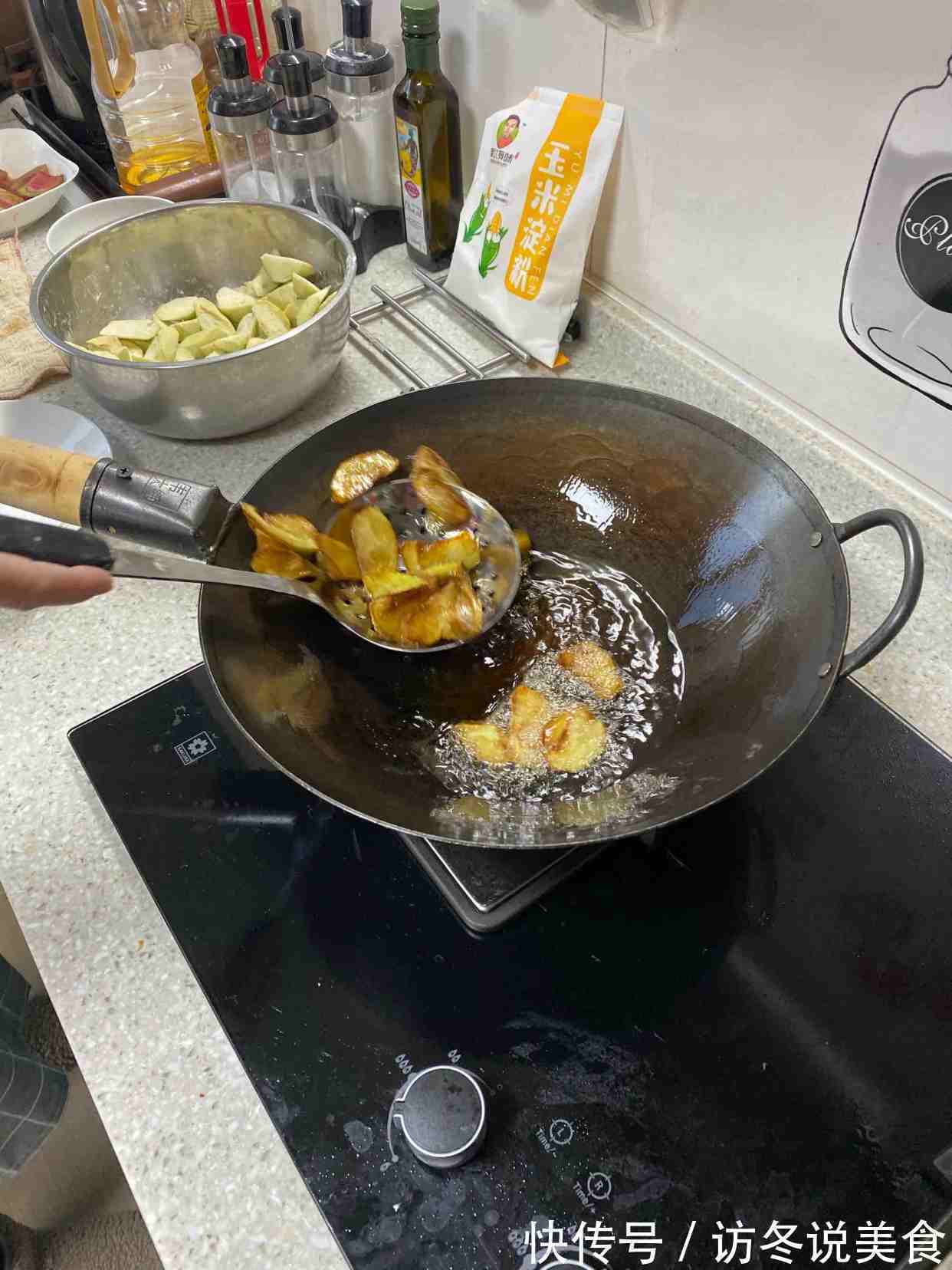 现在才知道,炒茄子不能先放油!大厨教你1招,茄子不吸油不发黑