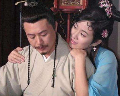 千古|宋朝著名词人65岁与歌妓相恋,写了一首情诗,开篇便是千古名句