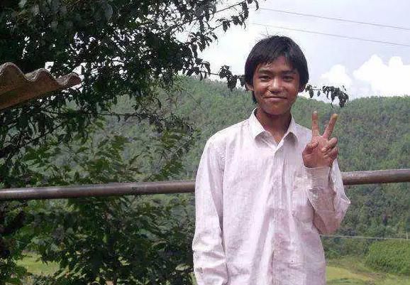 吴宗宏 吴宗宏:参加《变形记》进城忘本,跟富爸爸要钱被拉黑,如今怎样