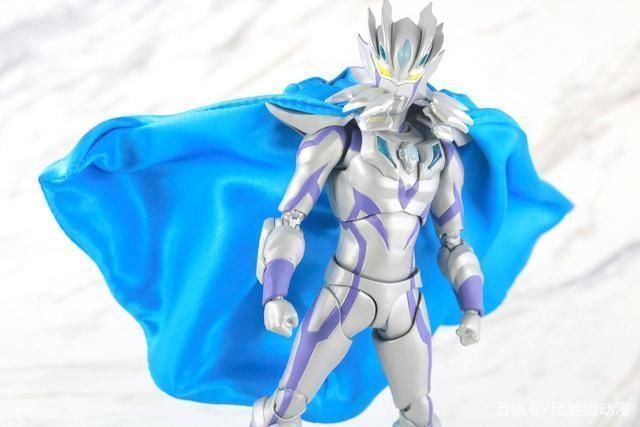 百搭|赛罗奥特曼SHF系列披风手办实物详解 无限赛罗也能穿的百搭披风