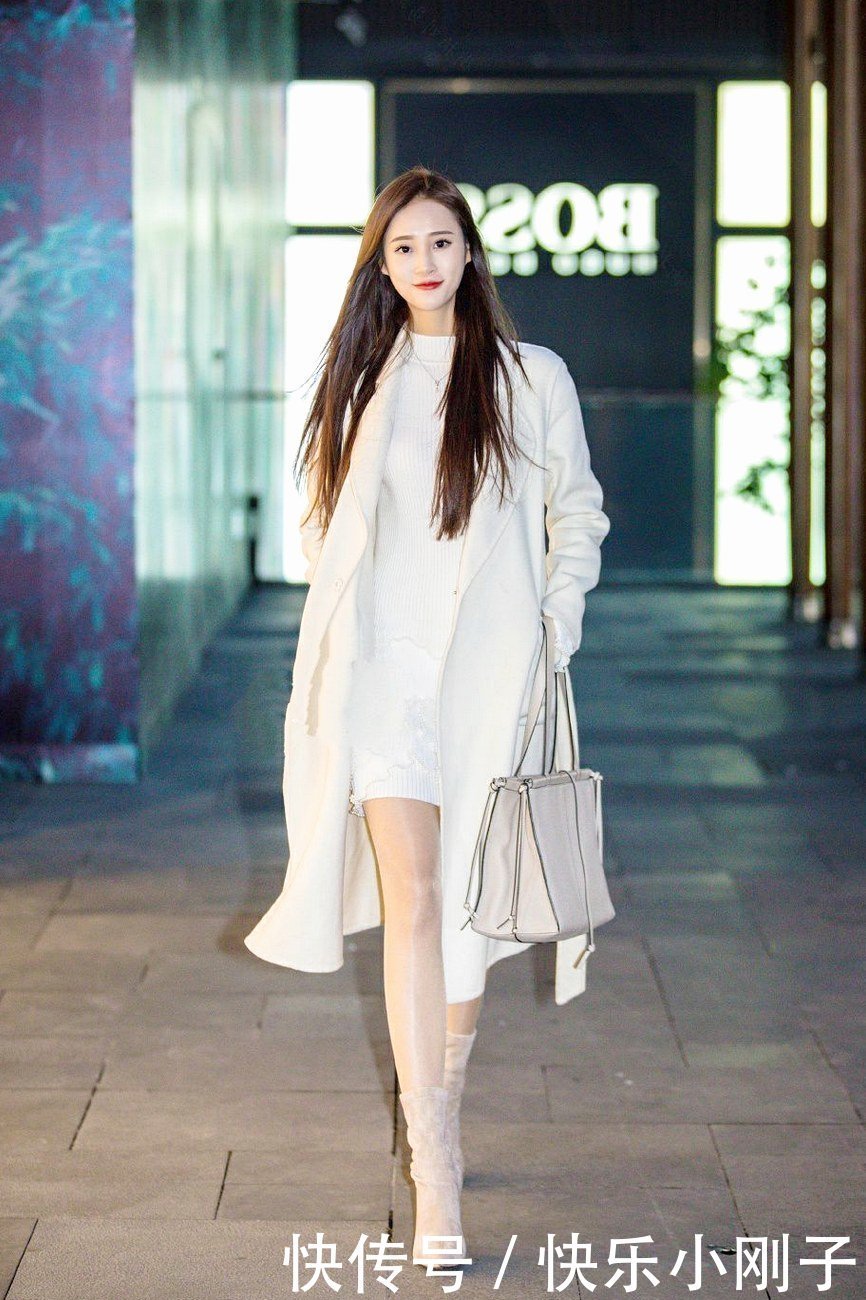 是时候把大衣写在购物清单上了,这个冬天只要时髦,拒绝臃肿