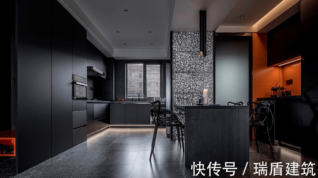 水泥板|120㎡简约高级黑，这样设计超有范！